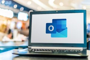 pii_email_3b9c7cadc7ee7d3fa2e1